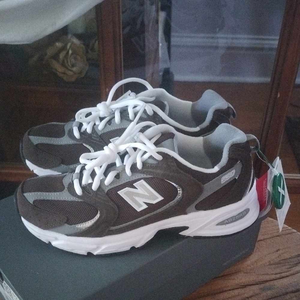 New Balance 530 Dark Brown and Grey Sneakers (New)
